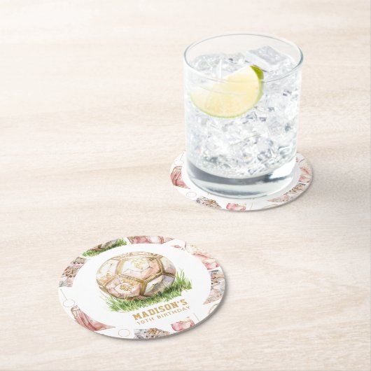 サッカーガール誕生日ロセパーソナライズされたゴールド ラウンドペーパーコースター (インサイチュ)