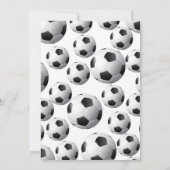 サッカーキックアップいくつかのおもしろい誕生日招待状 招待状 (裏面)