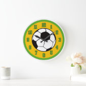 サッカーグリーンと金ゴールド ラージ壁時計 (ホーム)