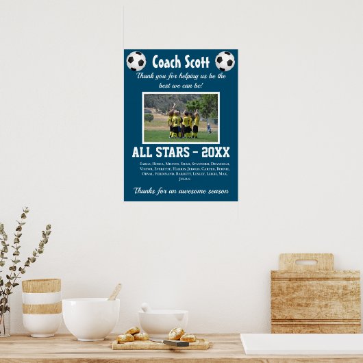 サッカーコーチのギフトとチームフォト ポスター (キッチン)