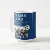 サッカーコーチチーム写真 コーヒーマグカップ (正面左)