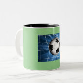 サッカーゴール子供へデザイン9-10 ツートーンマグカップ (正面左)