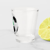 サッカーサッカーの名前と数パーソナライズされた字 ショットグラス (右)