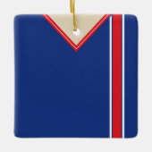 サッカーサッカージャージーテンプレートオーナメントブルーレッド セラミックオーナメント (正面)