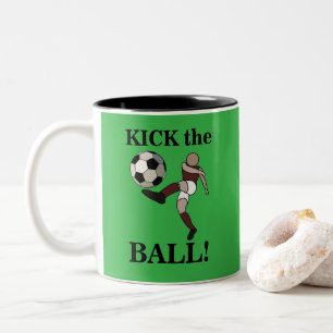 サッカースポーツコーチ選手 ツートーンマグカップ