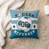 サッカースポーツジャージー名前をカスタムする番号|青 クッション (ブランケット)