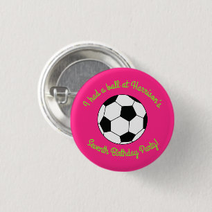サッカースポーツ誕生日パーティーピンク 缶バッジ