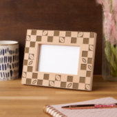 サッカーチェッカーボードパターン レーザー彫刻フレーム (左)