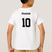 サッカーチパーソナライズされたャンプ選手チーム数キッズ Tシャツ (裏面)