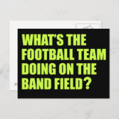 サッカーチームは何をしている？学校のバンドユーモア ポストカード (正面/裏面)
