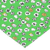 サッカーテーマと白シャツ ショートテーブルランナー (コーナー)