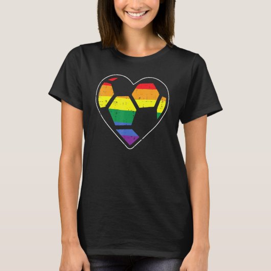 サッカーハートスポーツLgbtqレインボーゲイプライド同盟国 Tシャツ (正面)