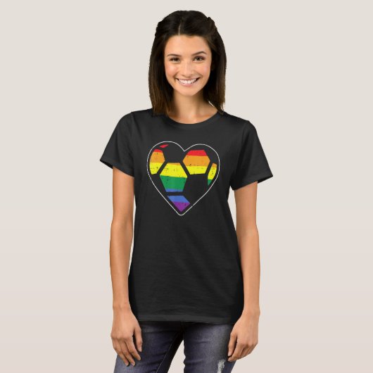 サッカーハートスポーツLgbtqレインボーゲイプライド同盟国 Tシャツ (正面フル)