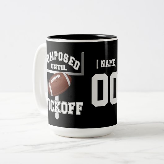 サッカーパーソナライズされたのユーモアをキックオフするまで作曲される ツートーンマグカップ (正面左)