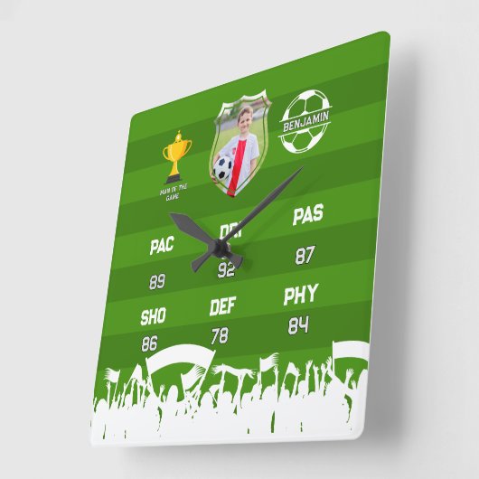 サッカーパーソナライズされたギフト子供へ、カスタムフットカード スクエア壁時計 (傾斜)