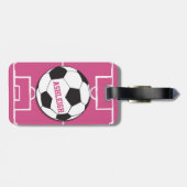 サッカーパーソナライズされたボールとフィールドピンク ラゲッジタグ (裏面横)