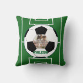 サッカーパーソナライズされたボール及びフィールド写真テンプレート クッション (裏面)