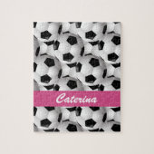 サッカーパーソナライズされたボール柄ピンク ジグソーパズル (縦)