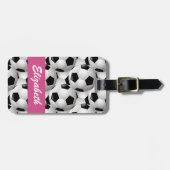 サッカーパーソナライズされたボール柄ピンク ラゲッジタグ (正面横)
