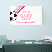サッカーピンクストライプ色のゲームタイム誕生日 横断幕 (トレードショー)