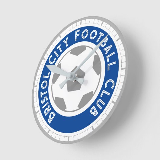 サッカーファンまたはサッカーサポーターのラウンドクロック ラウンド壁時計 (傾斜)