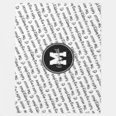 サッカーフィールド私の幸せな場所白黒ANY色 フリースブランケット (正面)