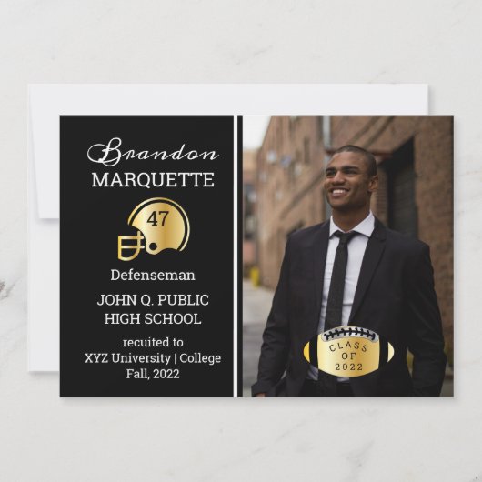 サッカーフォトブラック |金ゴールドの卒業発表 招待状 (正面)