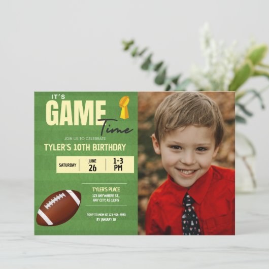 サッカーフォト誕生日パーティーへの招待 招待状 (スタンド正面)