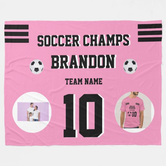 サッカーフリースブランケットのピンクの写真がパーソナライズされた行く フリースブランケット (正面(横))