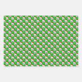 サッカーボールがサンタの帽子をかぶり＆雪の結晶 ラッピングペーパーシート (正面2)