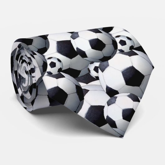 サッカーボールがネクタイを締める ネクタイ (ロール)