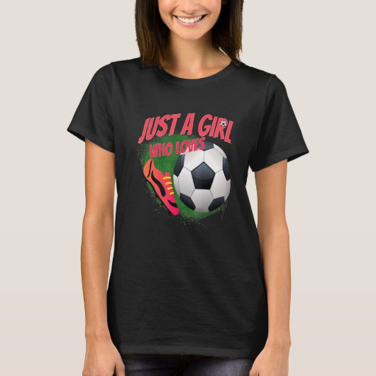 サッカーボールが大好きな女の子がデザイン Tシャツ (正面)