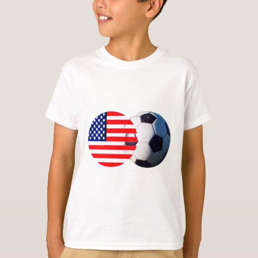 サッカーボールと米国国旗博物館ザズレ Tシャツ (正面)