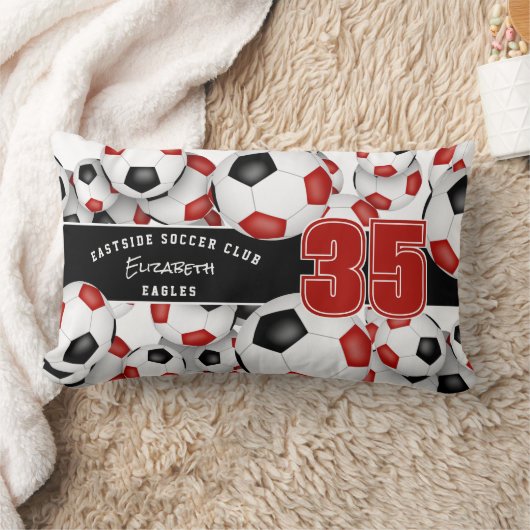 サッカーボールのチーム名の赤黒の多い ランバークッション (ブランケット)