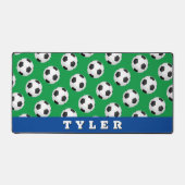 サッカーボールのパタはっきりしたーン、名前、青/緑 デスクマット (正面)