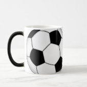 サッカーボールの変形させるコーヒー・マグ モーフィングマグカップ (左)