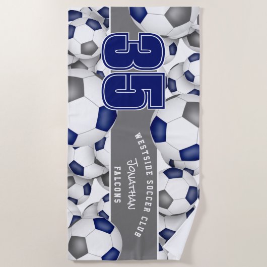 サッカーボールの多くの青い灰色のスポーツチームカラー ビーチタオル (正面)