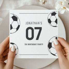 サッカーボールの誕生日お祝いナンバーセブン スタンダードカクテルナプキン