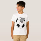 サッカーボールを持ったネズミ Tシャツ (正面フル)