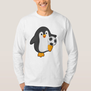 サッカーボールを持つサッカー選手としてのペンギン Tシャツ