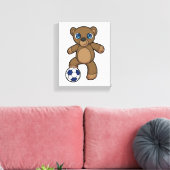 サッカーボールを持つサッカー選手としてベア キャンバスプリント (インサイチュ (リビング))