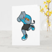 サッカーボールを持つヒポポタマスのサッカー選手 カード (黄色い花)