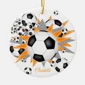 サッカーボールオレンジ色のグレー星女の子スポーツ セラミックオーナメント (正面)