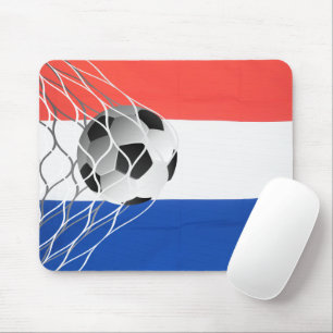 サッカーボールオンオランダ旗 マウスパッド