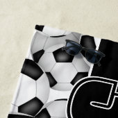 サッカーボールカスタムのチーム名 ビーチタオル (インサイチュ)