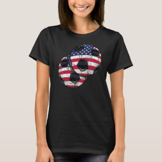 サッカーボールサッカーアメリカアメリカ国旗4日 Tシャツ