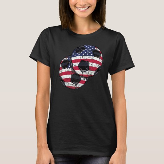 サッカーボールサッカーアメリカアメリカ国旗4日 Tシャツ (正面)
