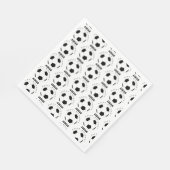 サッカーボールサッカーパーソナライズされたネーム誕生日 スタンダードランチョンナプキン (角)