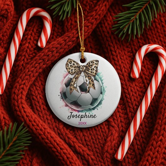 サッカーボールサッカー選手ガーリーのヒョウ弓 セラミックオーナメント