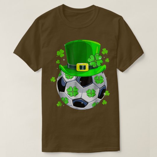 サッカーボールシャムロックおもしろいアイリッシュセントパトリックの日 Tシャツ (デザイン正面)